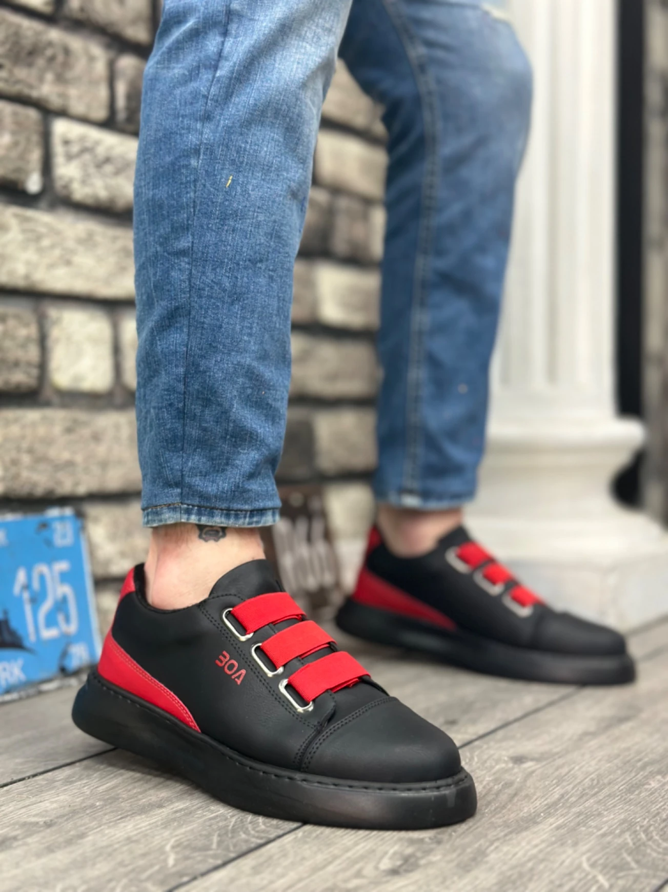 BA0329 3 Bant Siyah Kırmızı Detaylı Kalın Taban Casual Erkek Ayakkabı