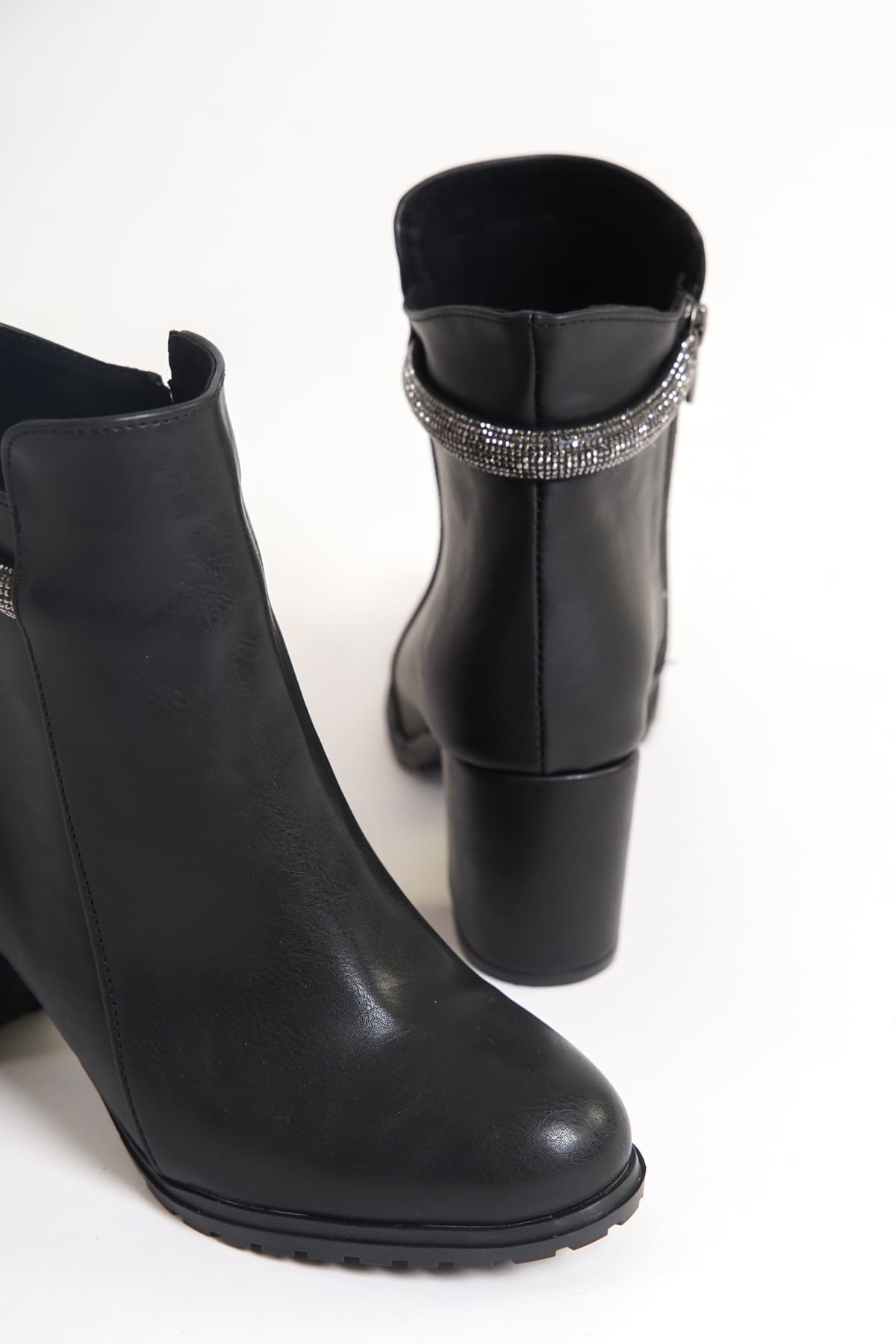 LIA Fermuarlı Ortopedik Taban Taşlı Topuklu Kadın Bot  ST - Siyah