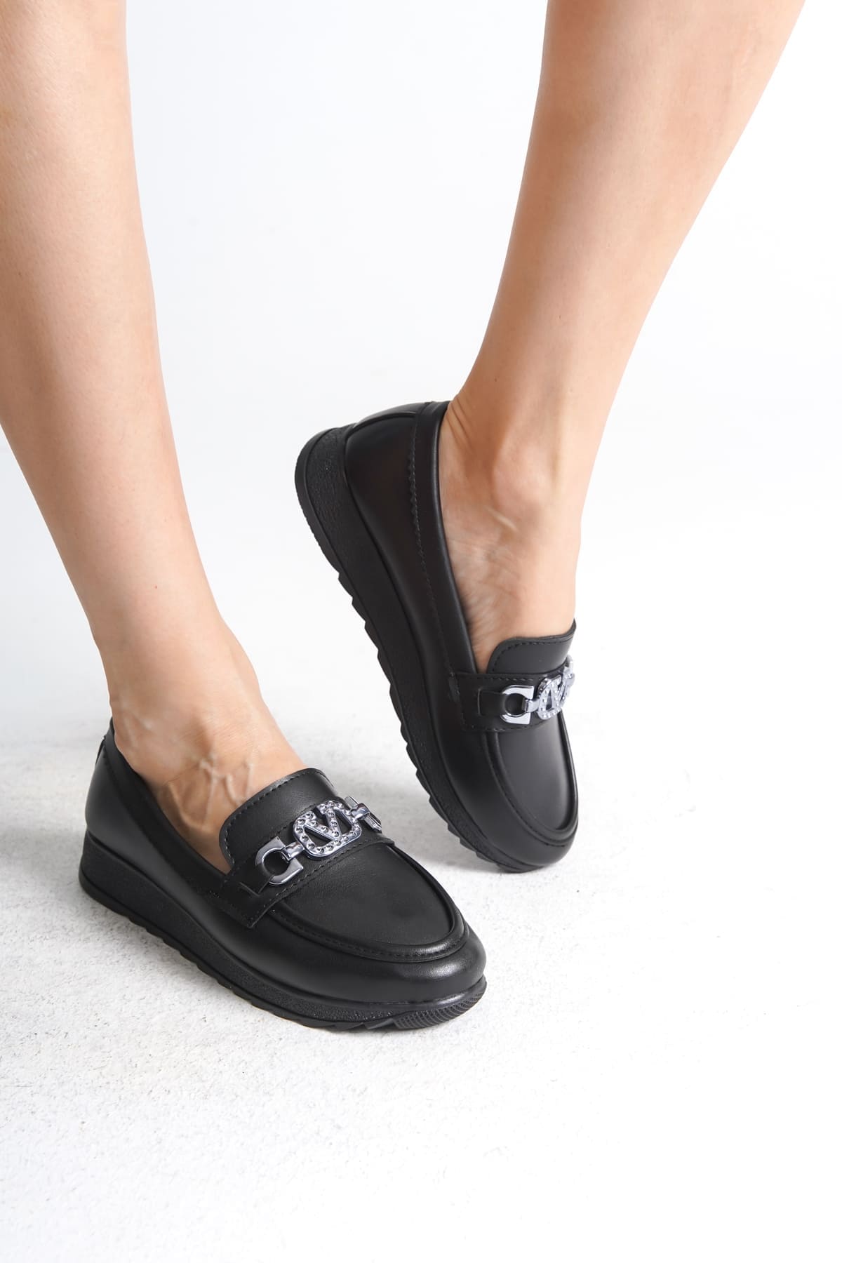 ANNA Ortopedik Rahat Taban Toka Detaylı Klasik Kadın Babet Anne Ayakkabısı  ST - Siyah