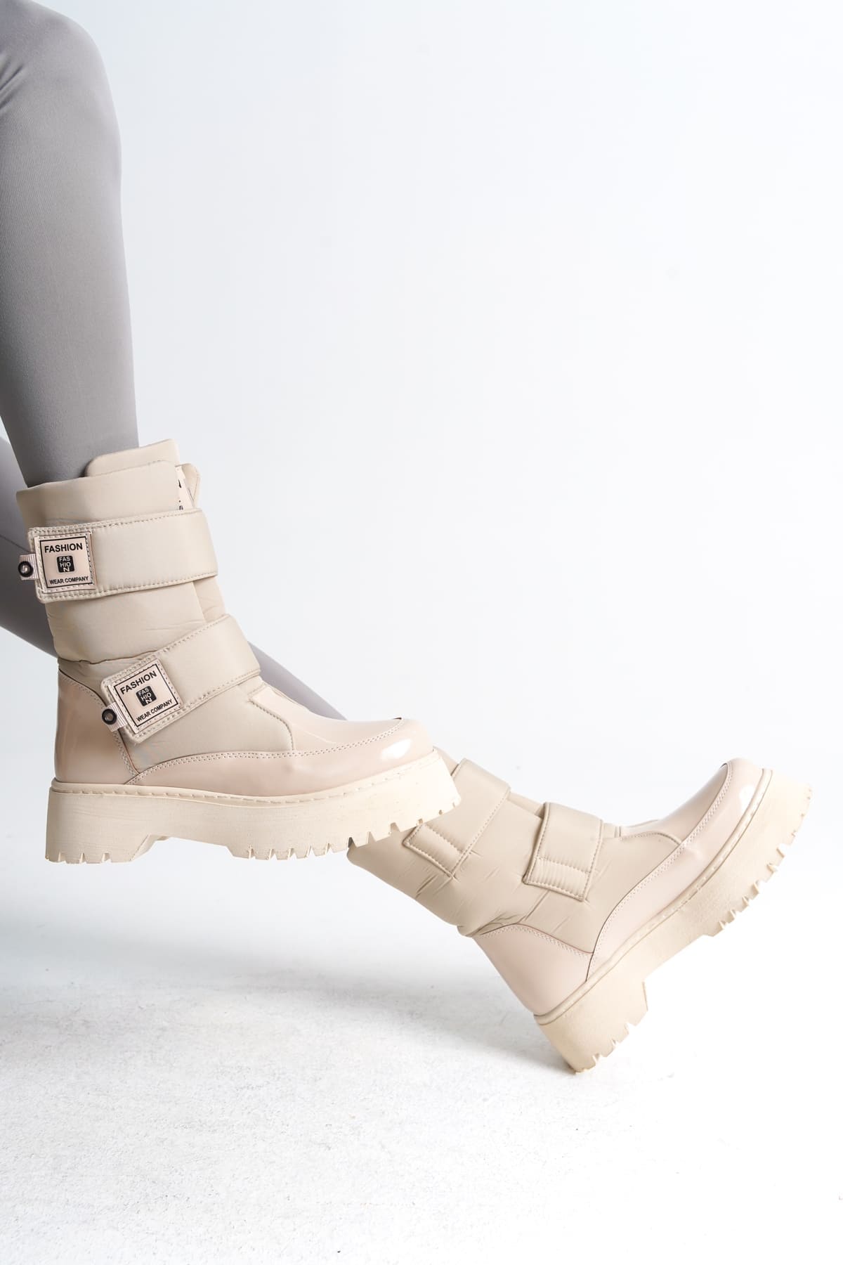 ELISA Cırt Cırtlı  Paraşüt Kumaş Rugan Kadın Bot KT - Krem