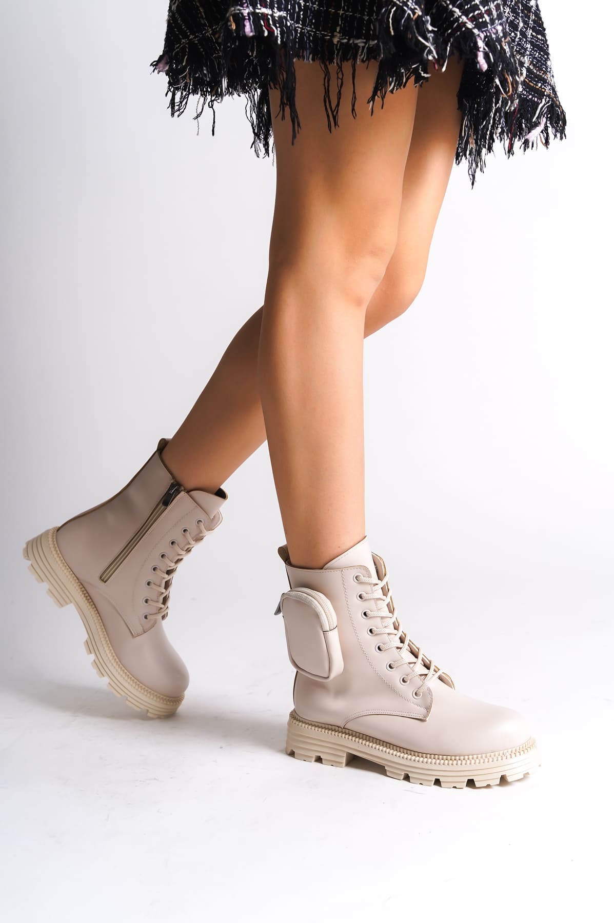 GINA Bağcıklı Fermuarlı Ortopedik Taban Çantalı Kadın Bot  KT - Krem