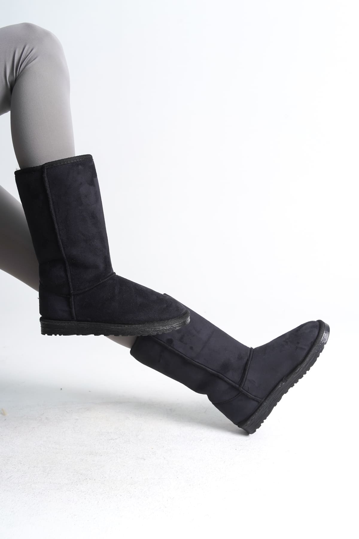 FREYA Bağcıksız Düz Taban İçi Kürklü Süet Kadın Bot  ST - Siyah