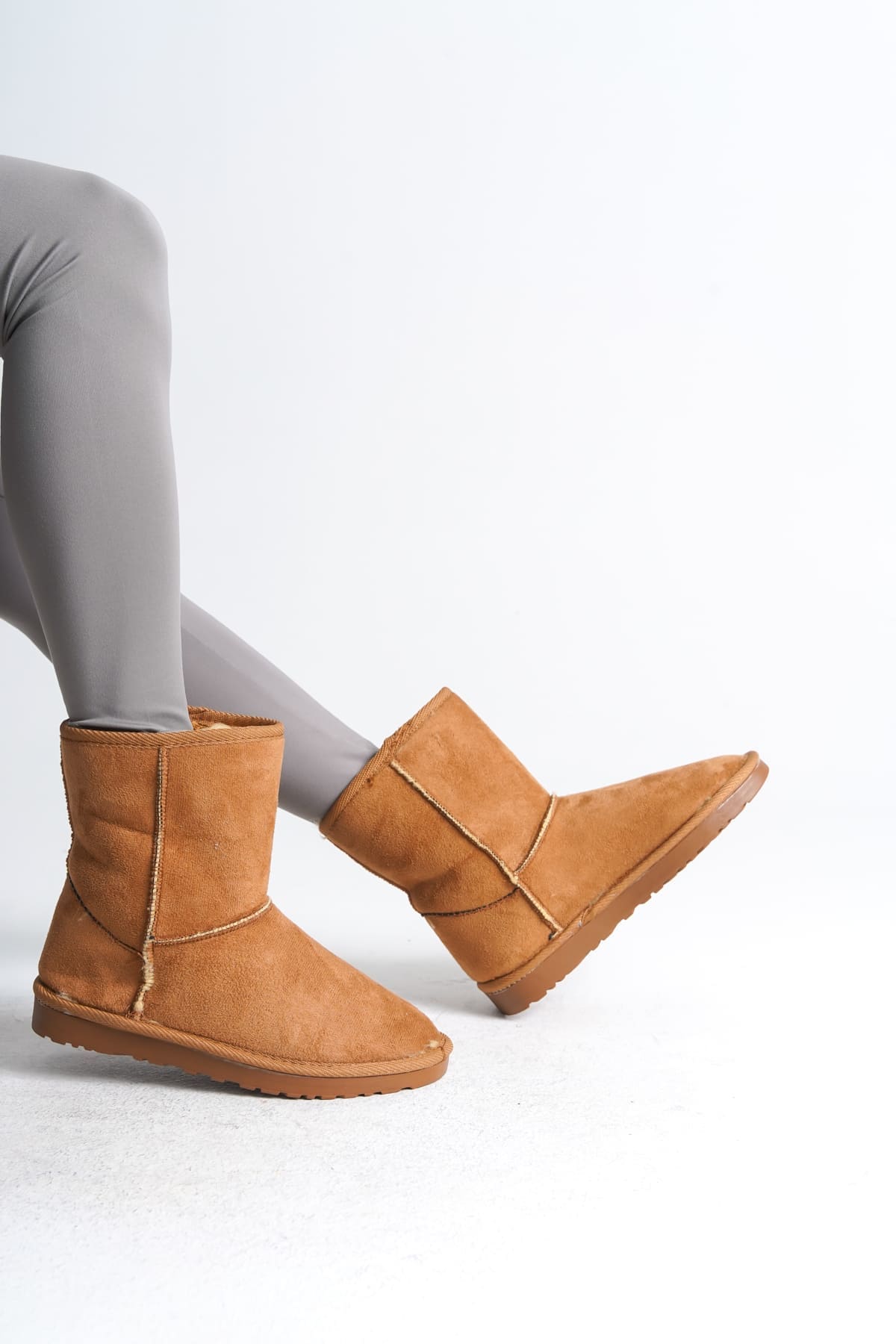 SELINA Bağcıksız Düz Taban İçi Kürklü Süet Kadın Bot  TT - Taba