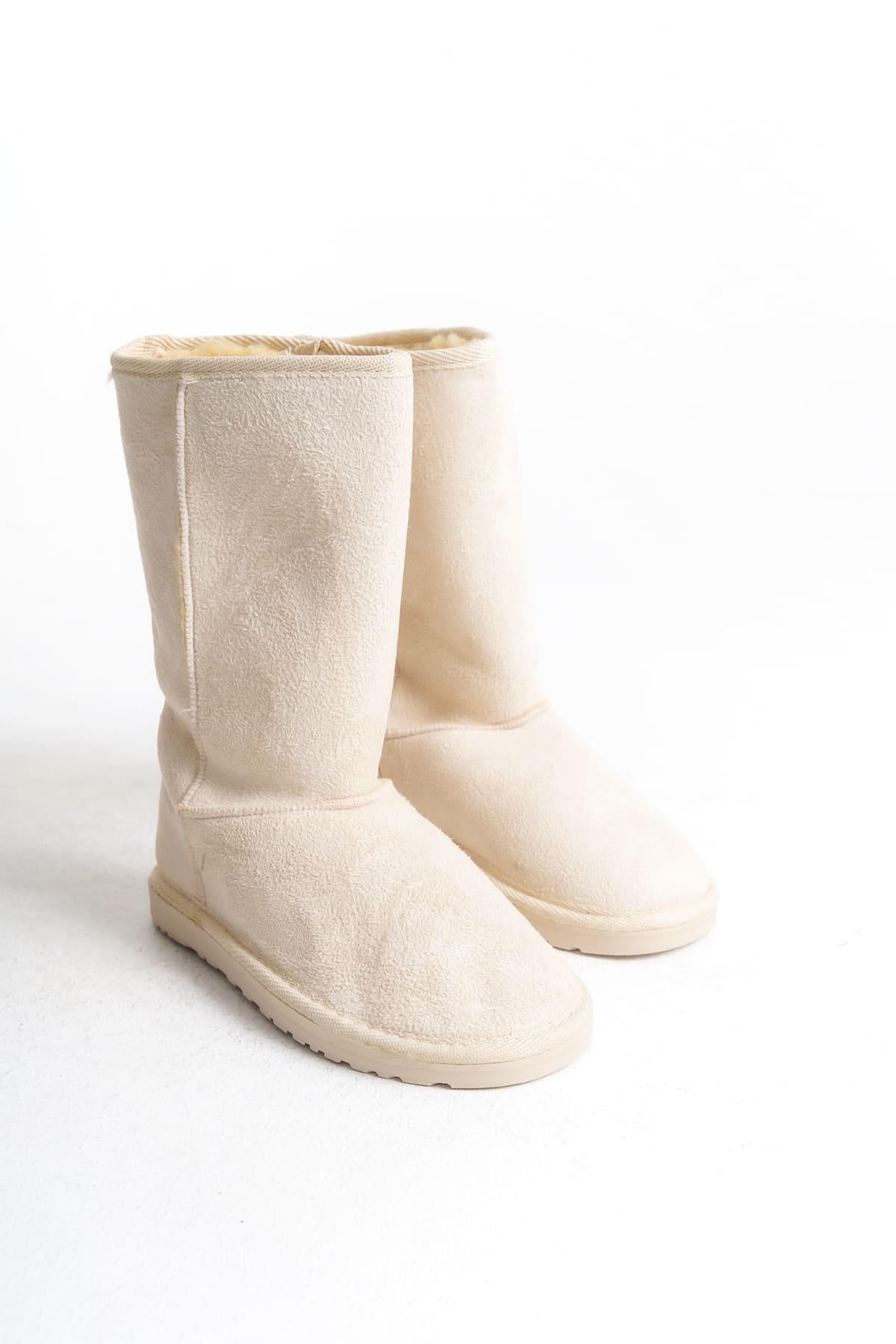 FREYA Bağcıksız Düz Taban İçi Kürklü Süet Kadın Bot  KT - Krem