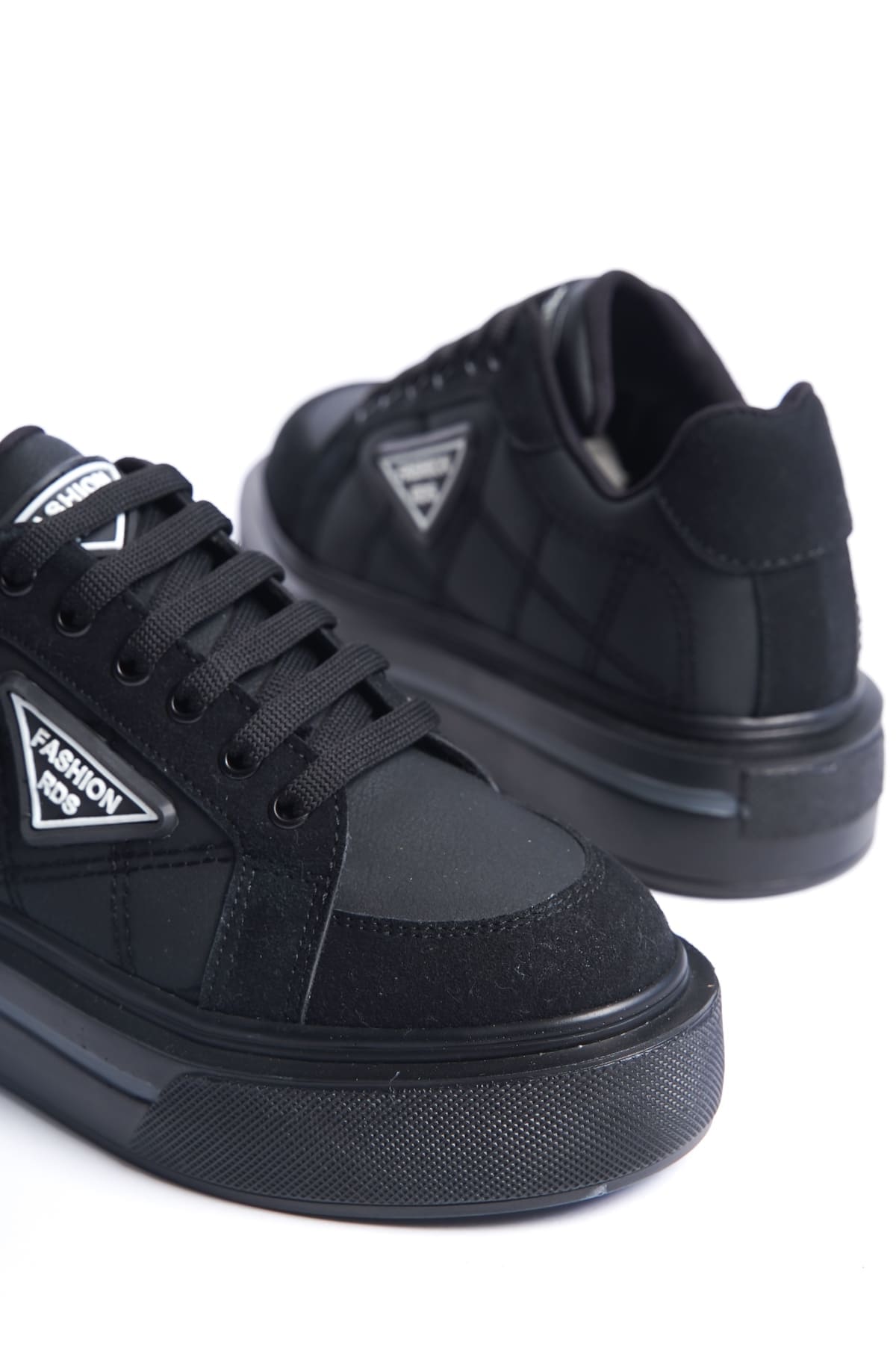 PRAG Bağcıklı Ortopedik Taban Desenli Kadın Sneaker Spor Ayakkabı  ST - Siyah