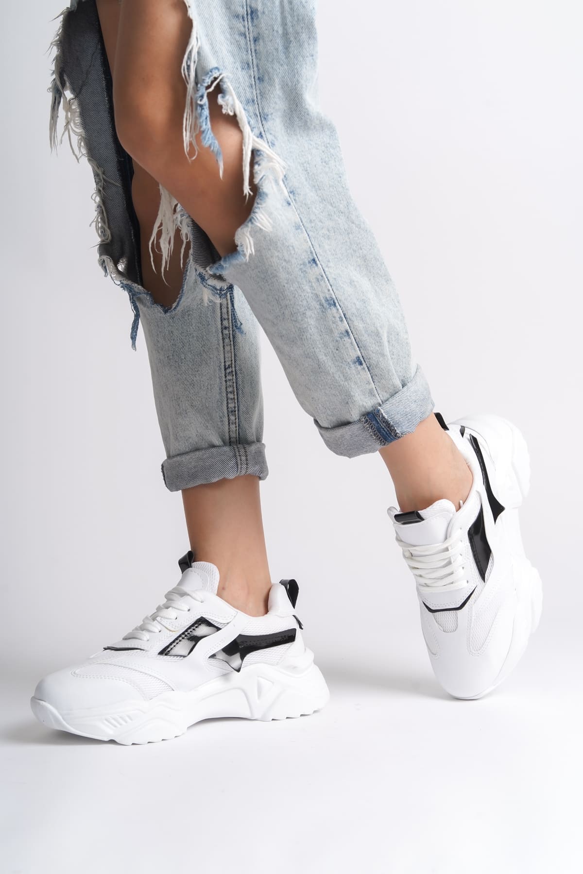 TOKYO Bağcıklı Ortopedik Taban Triko Detaylı Kadın Spor Ayakkabı  BT - Beyaz/Siyah