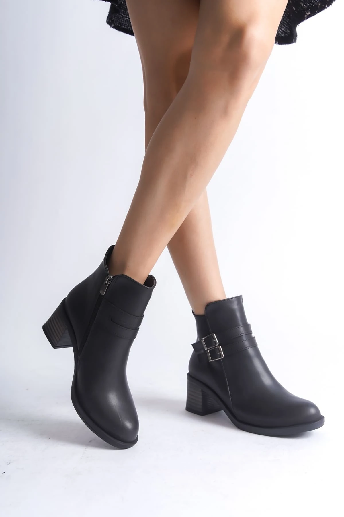 NOEMI Tokalı Fermuarlı Ortopedik Taban TopukluKadın Bot  ST - Siyah
