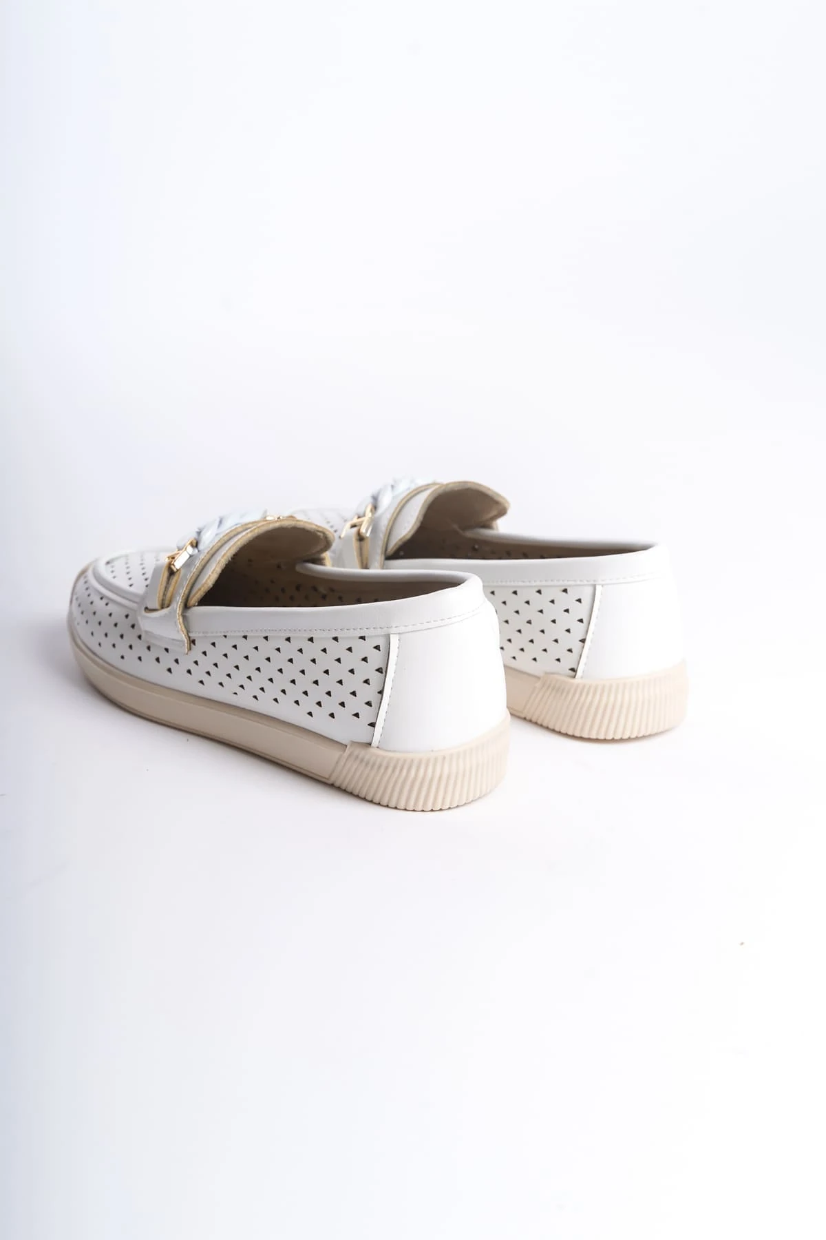 LIZY Bağcıksız Ortopedik Rahat Taban Kalp Desenli Kadın Babet Ayakkabı  KT - Beyaz