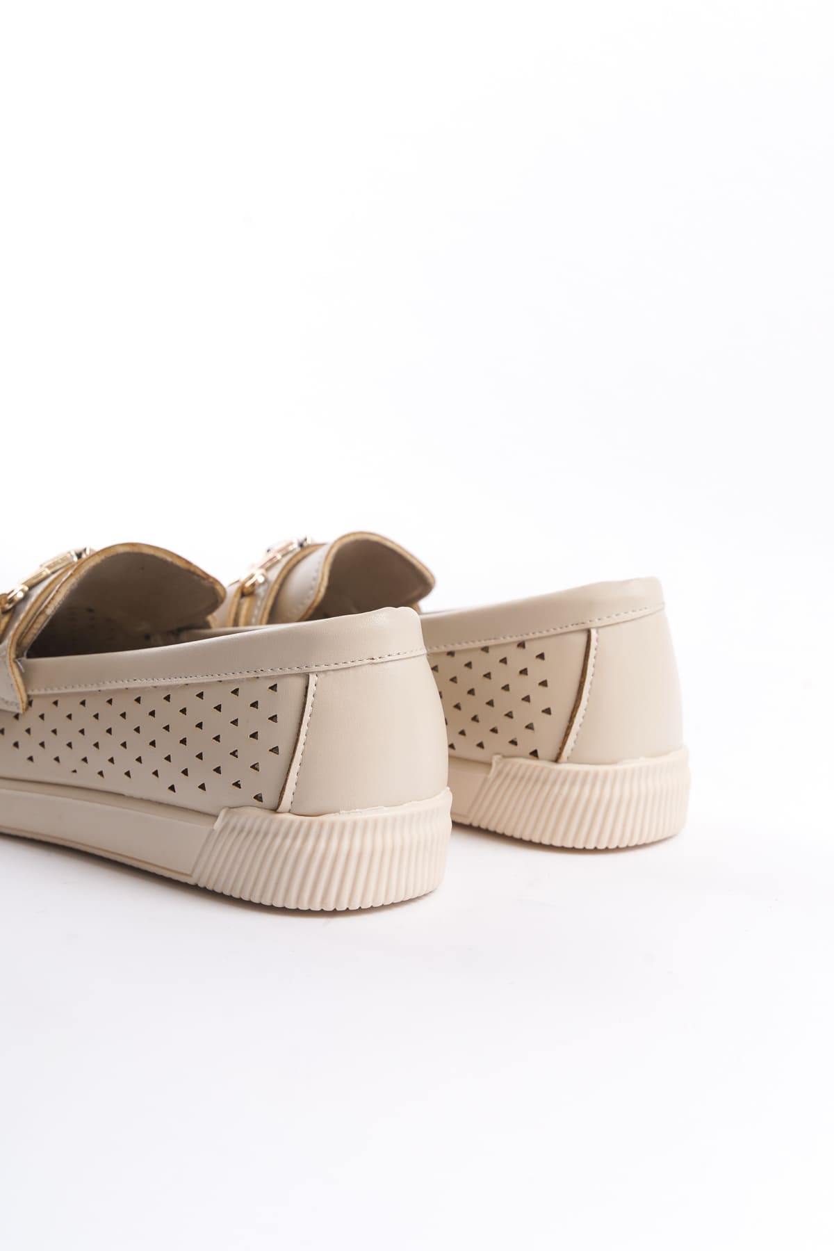 LILY Bağcıksız Ortopedik Rahat Taban Kalp Desenli Kadın Babet Ayakkabı  KT - Krem