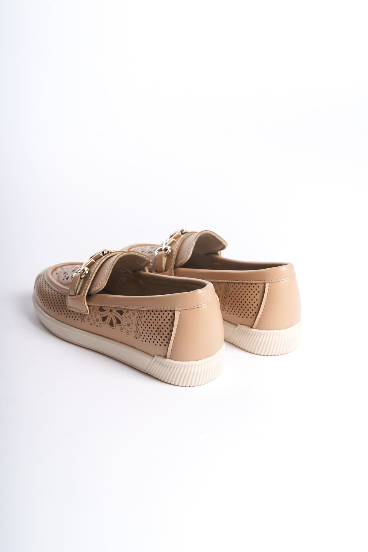 LILY Bağcıksız Ortopedik Rahat Taban Çiçek Desenli Kadın Babet Ayakkabı  KT - Ten