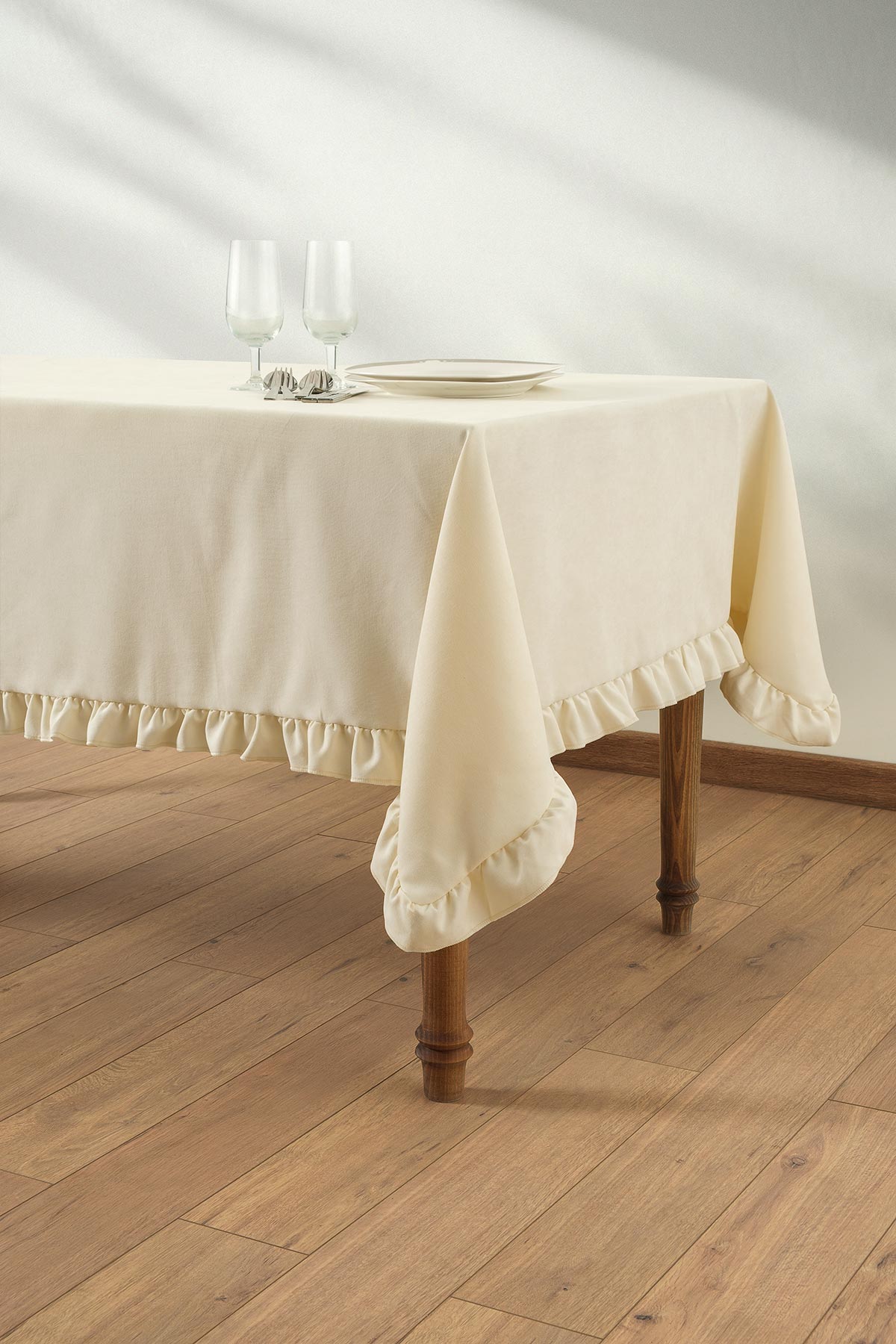 VENEDİK FIRFIRLI MASA ÖRTÜSÜ (OUTLET)