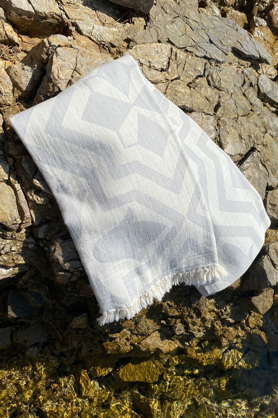 LALEZAR PEŞTEMAL - ACIK GRI