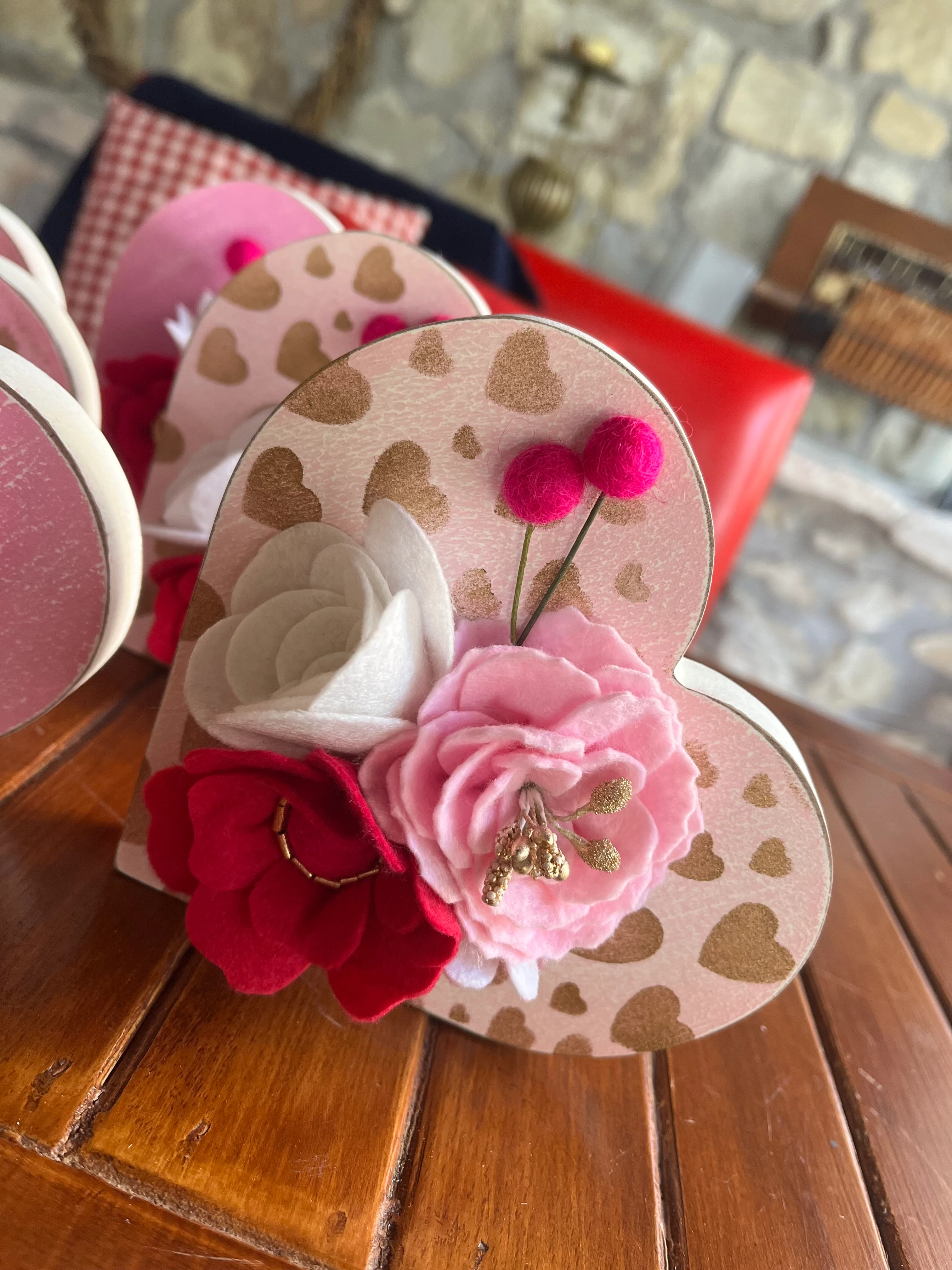 Yılbaşı Hediyesi Çiçekli Kalp Dekoratif Obje