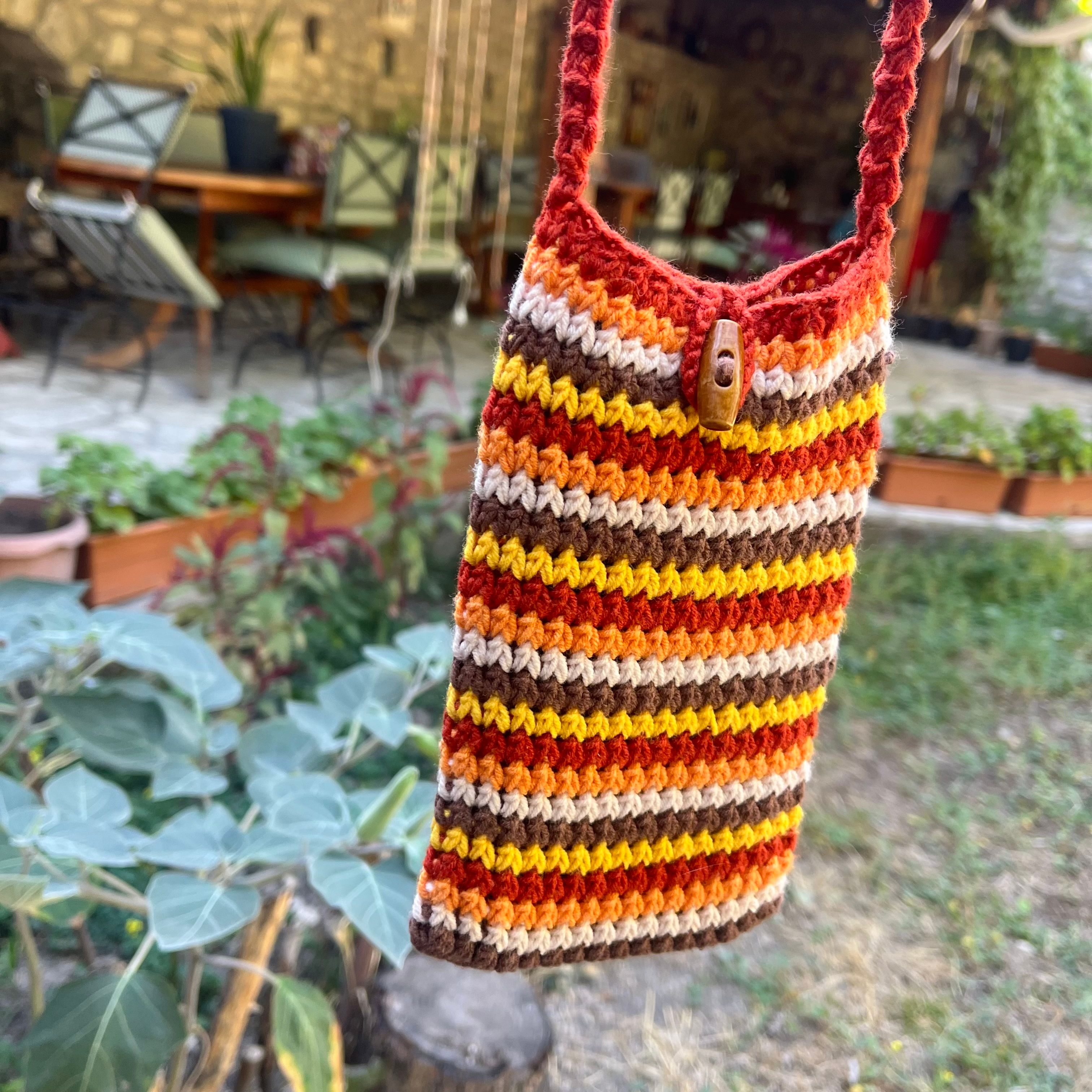 Sonbahar Renklerinde El Örgüsü Kadın Telefon Çantası