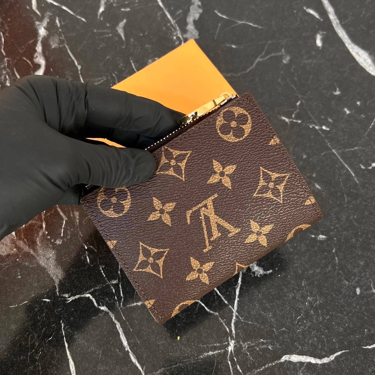 Louis Vuitton Lisa Wallet Vejital Deri İthal Aksesuar