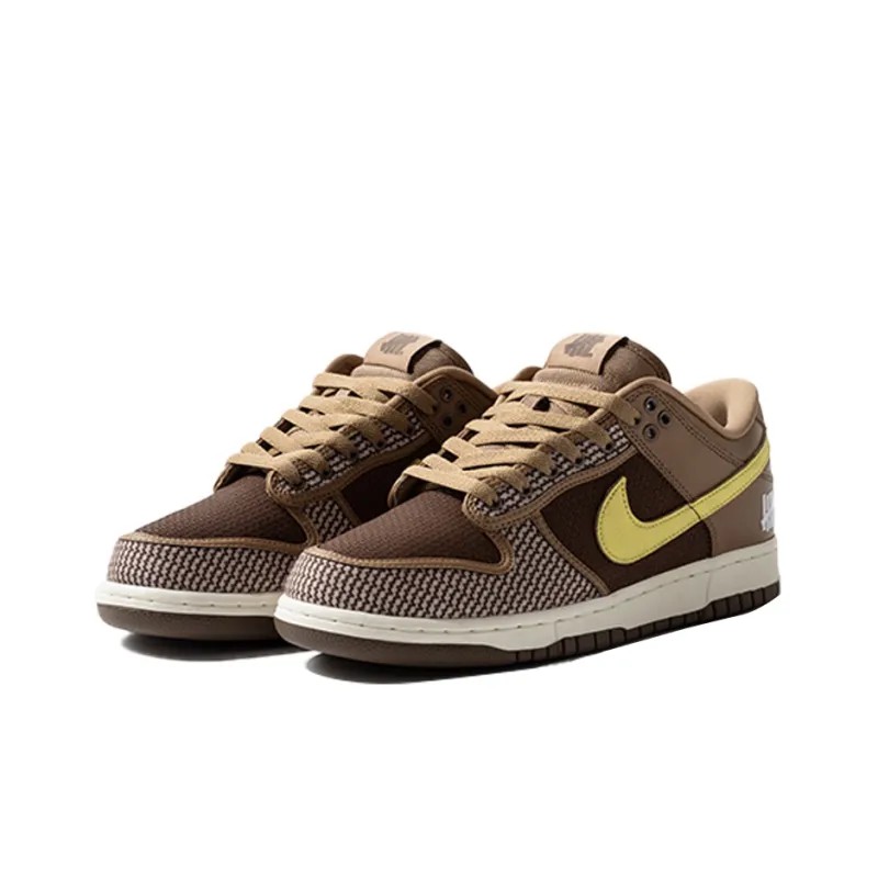 Nike Dunk Low Undefeated Canteen Dunk