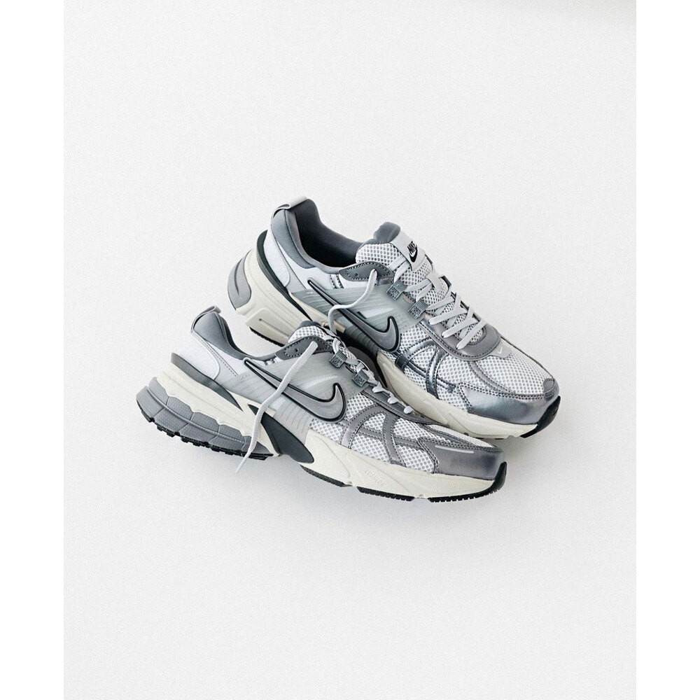 Nike V2K RUN SUMMIT WHITE