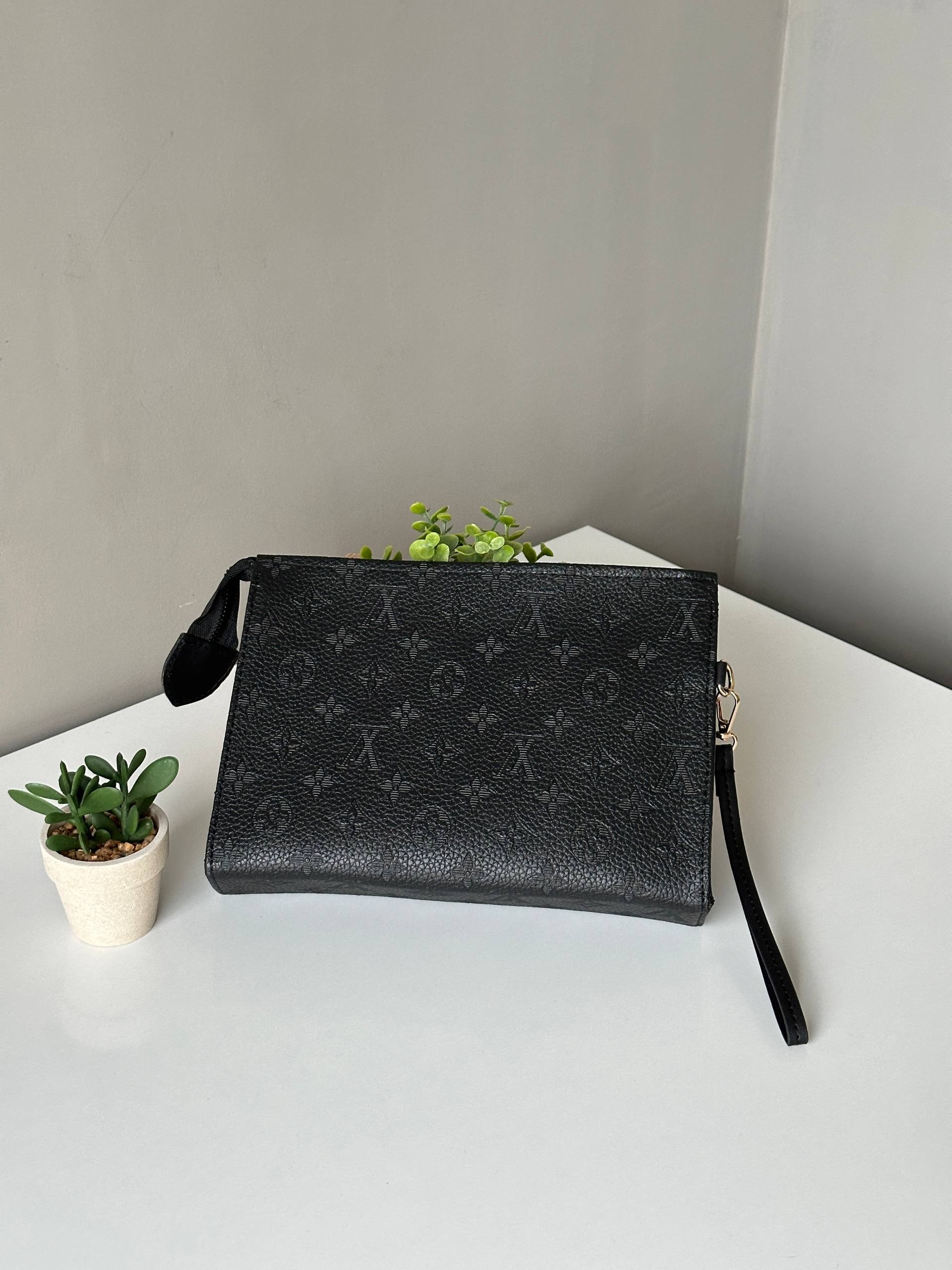 Louis Vuitton Clutch
