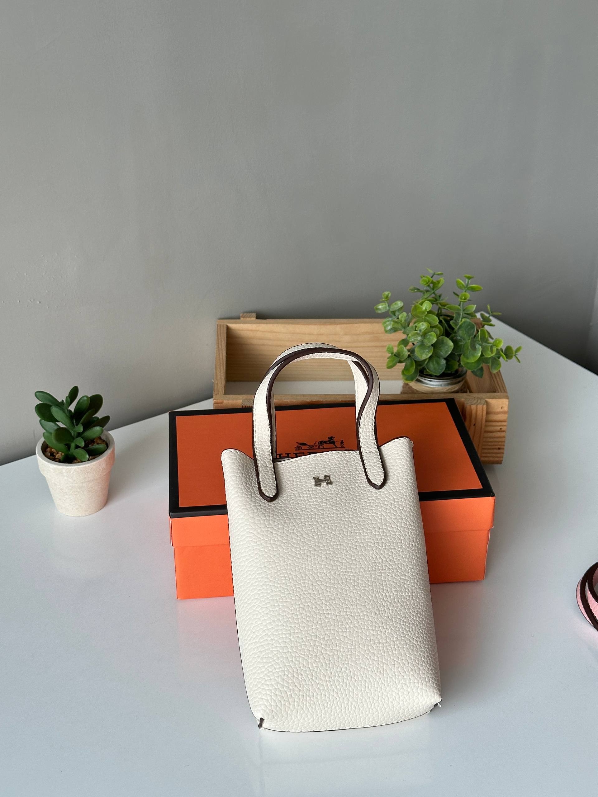 Hermès Phone Bag