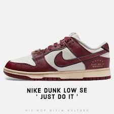 Nike Dunk Low Bordo MMXXII