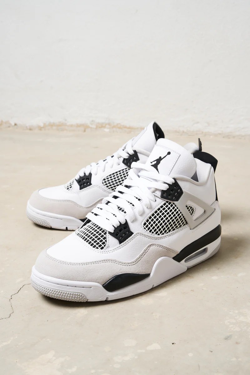 Nike Air Jordan 4 Retro Military