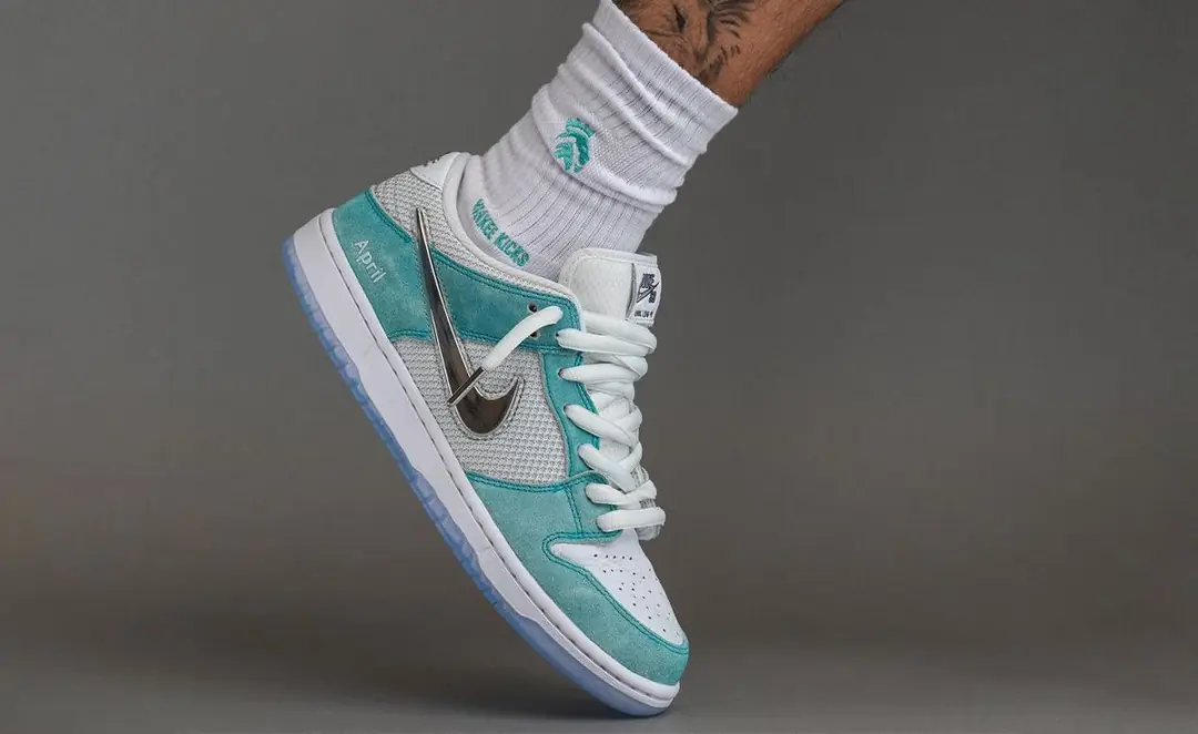 APRIL SKATEBOARDS × Nike SB Dunk Low Pro 4a4e7e9ed854951dae6293078ccf0c