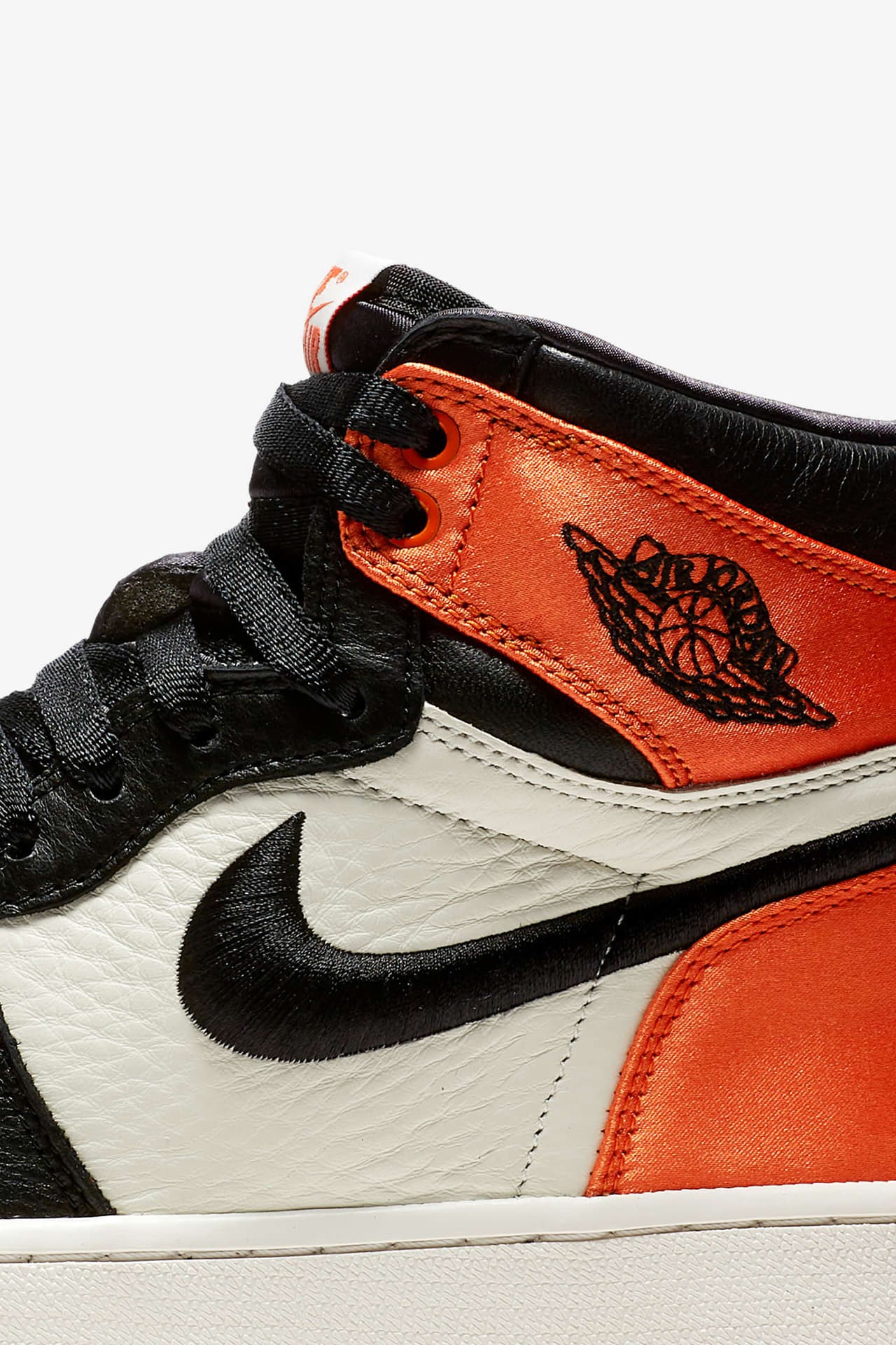 Air Jordan 1 'Satin Shattered Backboard' 