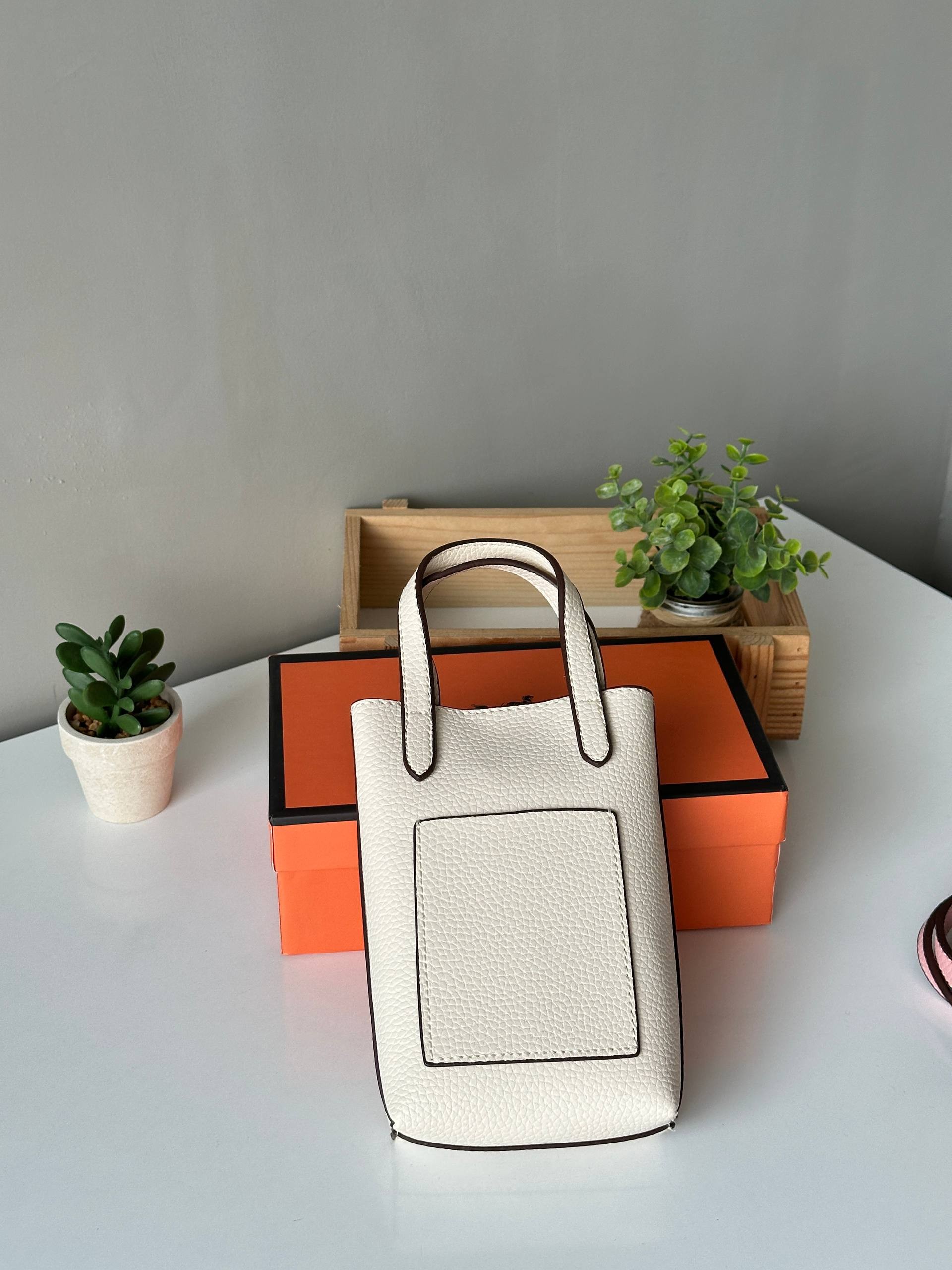 Hermès Phone Bag