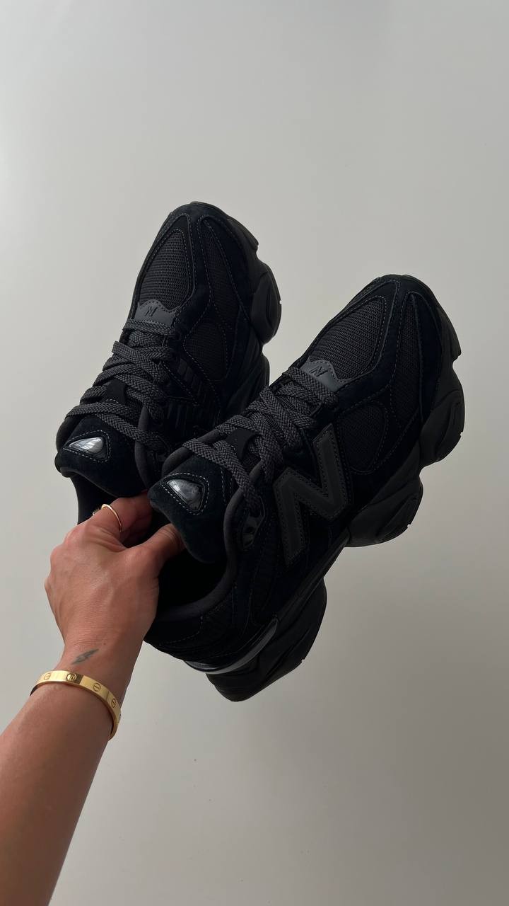 New Balance 9060 All Black