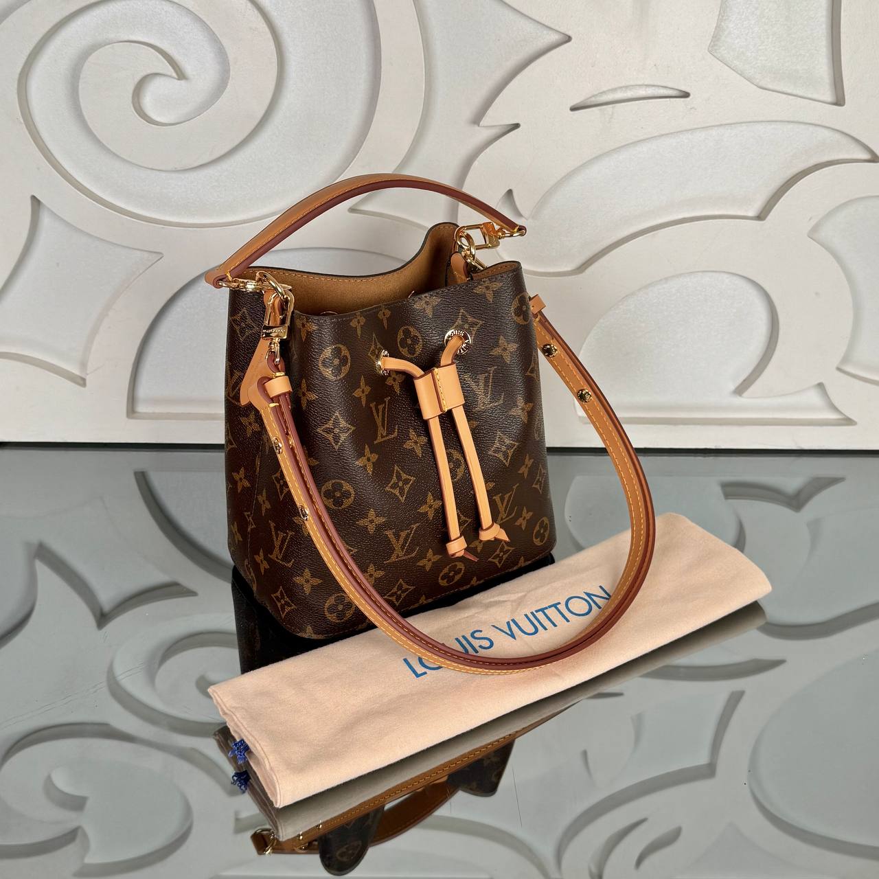 Louis Vuitton Neo Noe BB Hakiki Deri İthal Aksesuar 