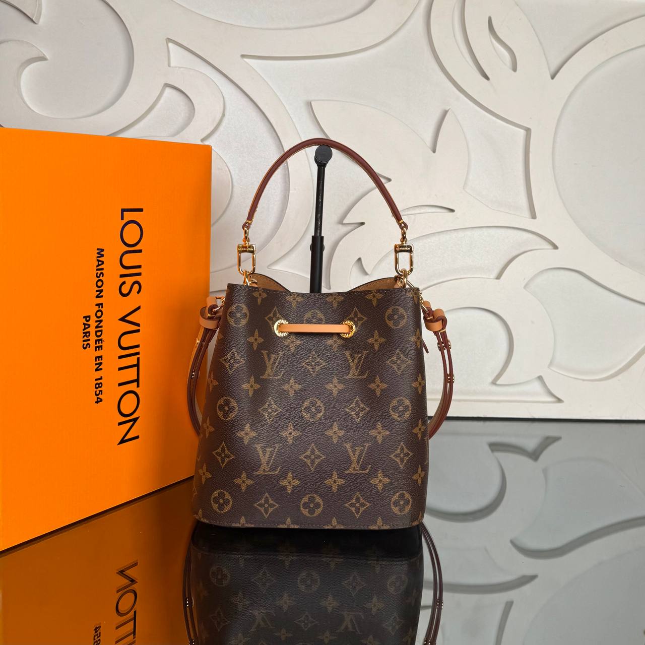 Louis Vuitton Neo Noe BB Hakiki Deri İthal Aksesuar 