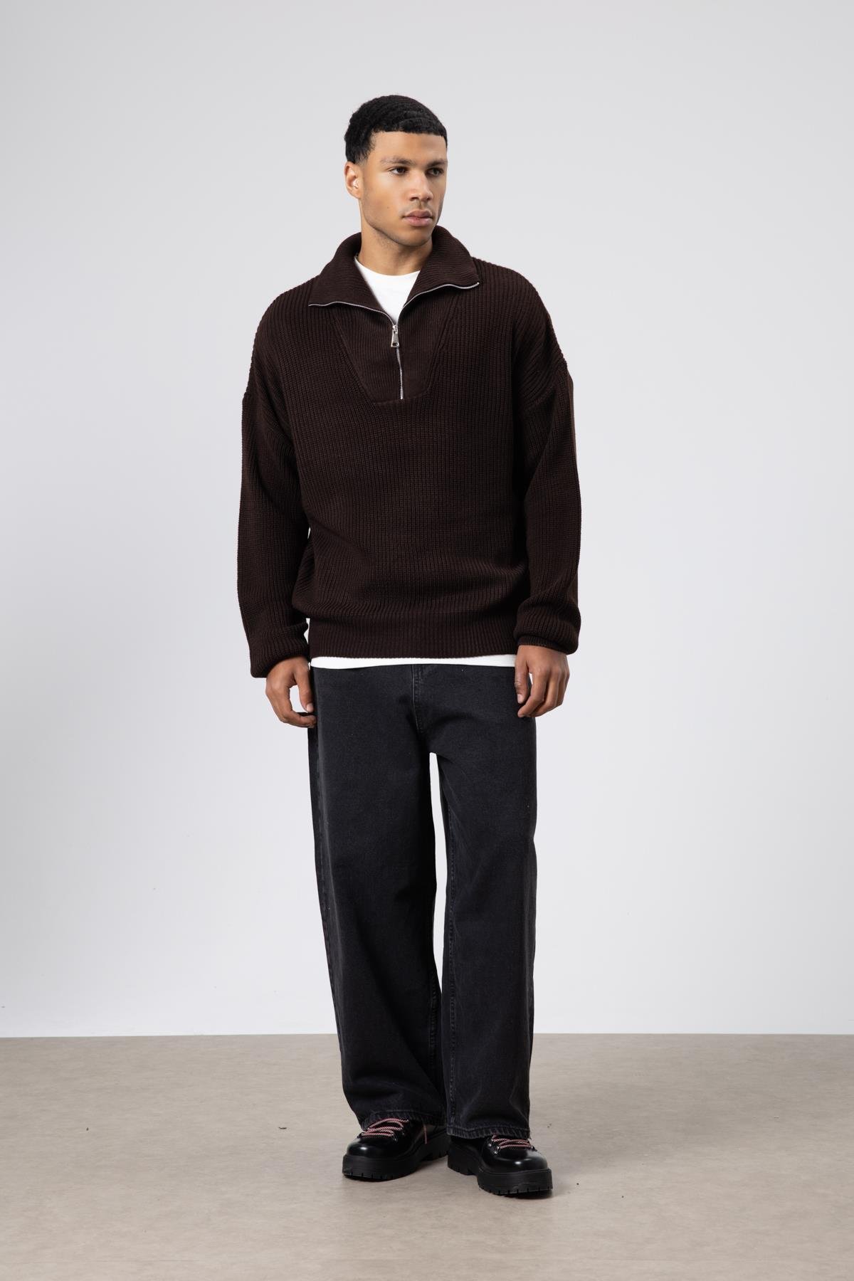 Yarım Fermuarlı Triko Kazak LacivertYarım Fermuarlı Triko Kazak Kahve