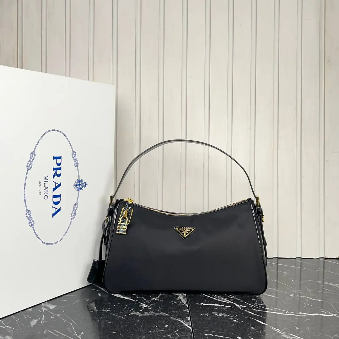 バッグ PRADA photo-2025-04-13-12.webp