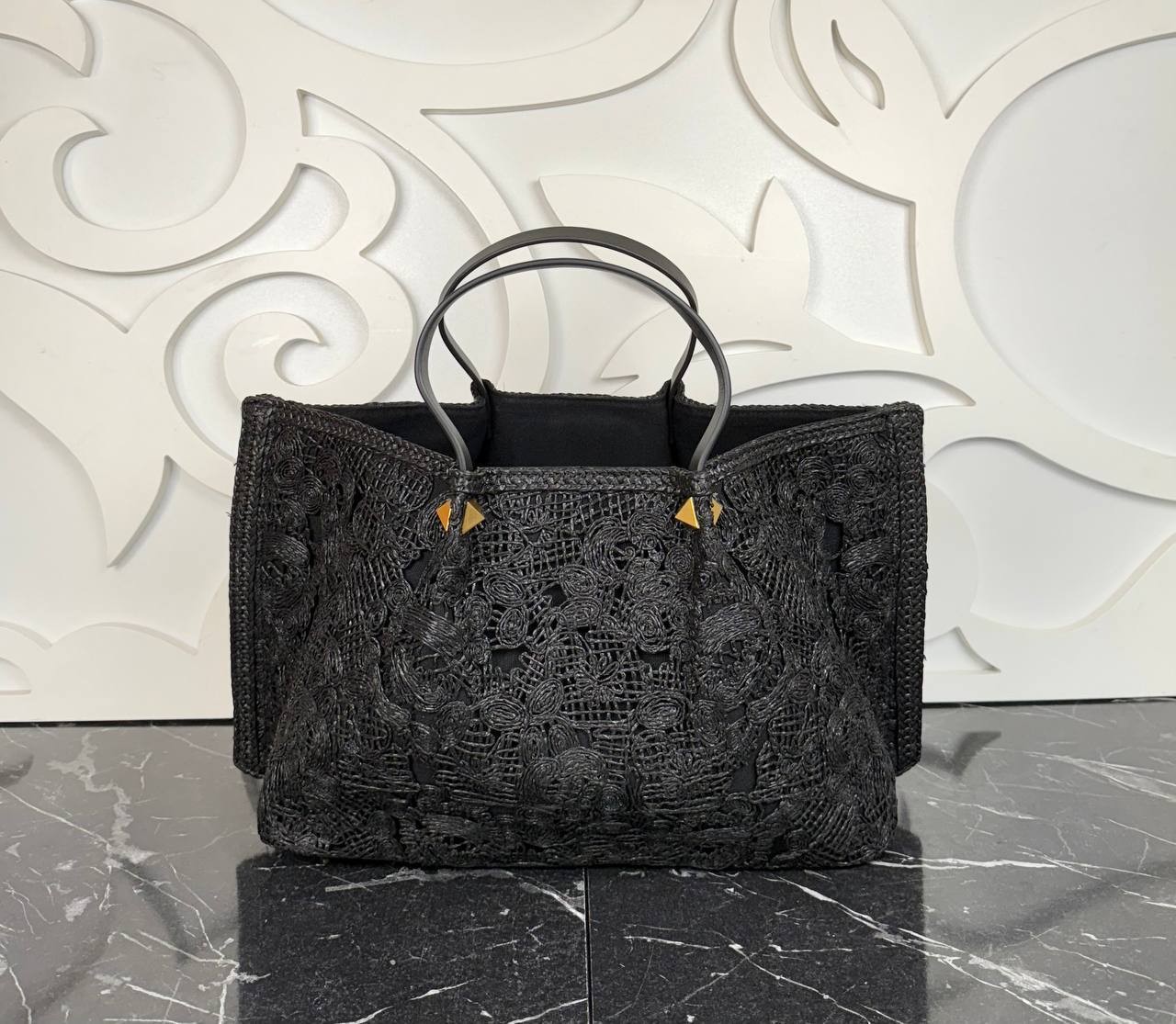 Valentino Garavani Rockstud  Top Handle Raffia Bag Big