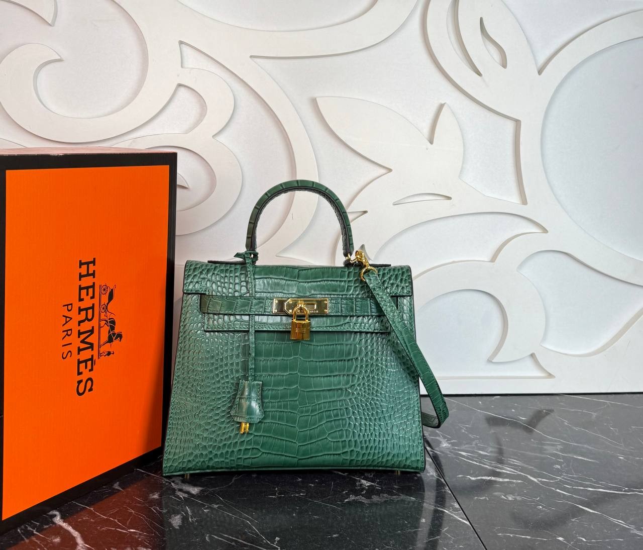 Hermes Kelly Bag 28 cm