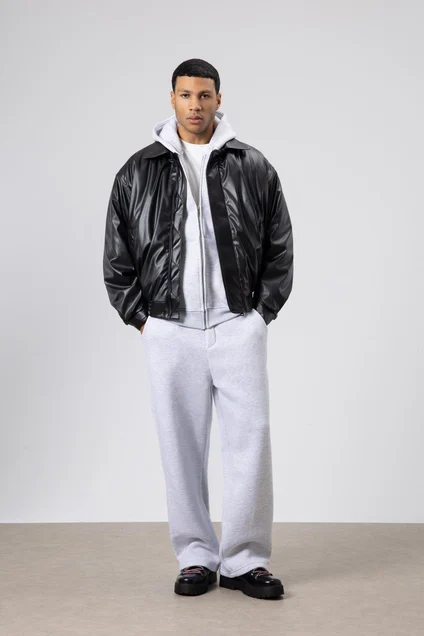 Basıc Suni Deri Oversize Ceket SiyahBasıc Suni Deri Oversize Ceket Siyah