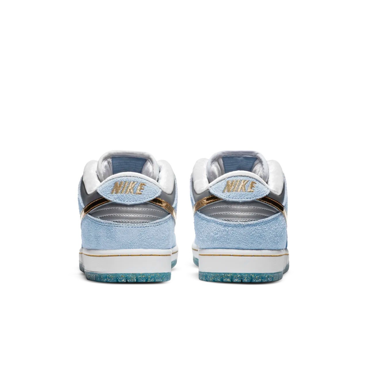 SB Dunk Low x Sean Cliver Holiday Special