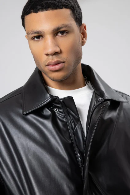 Basıc Suni Deri Oversize Ceket SiyahBasıc Suni Deri Oversize Ceket Siyah