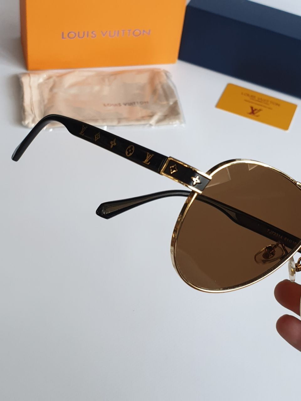 Louis vuitton