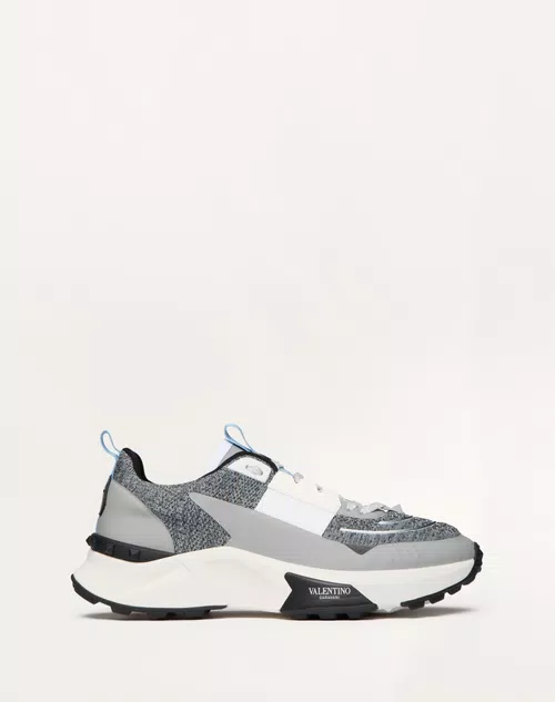 Valentino Garavani True Act Sneaker 