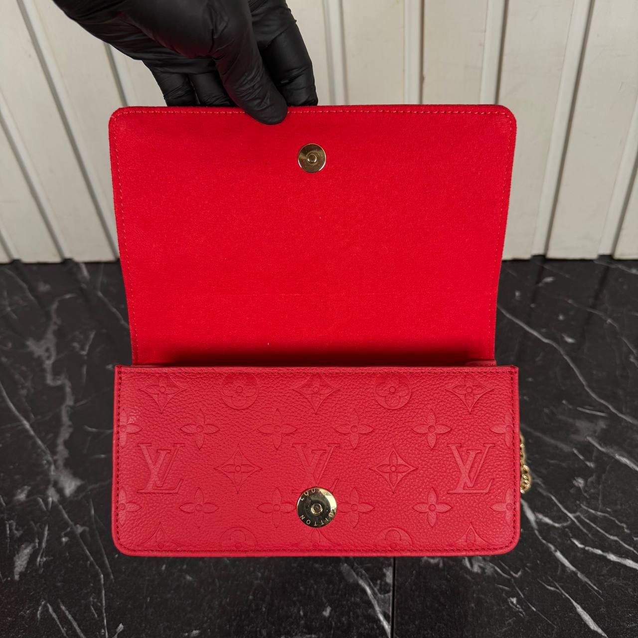 Louis Vuitton Wallet on Chain Lily