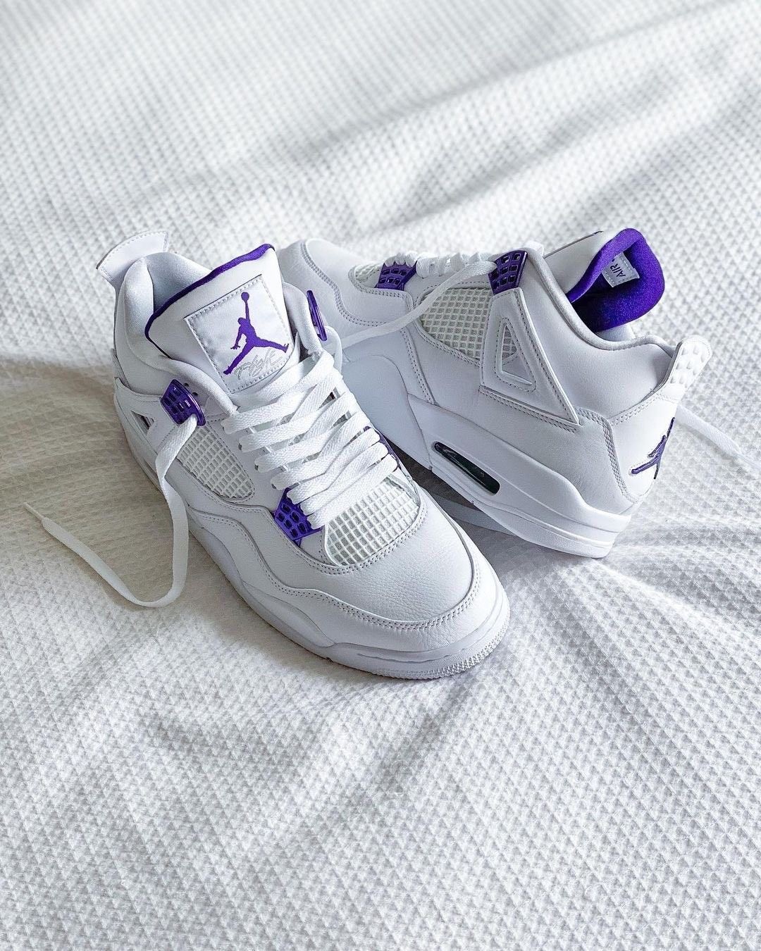 Jordan Air Jordan 4 Retro "Metallic Pack - Purple"