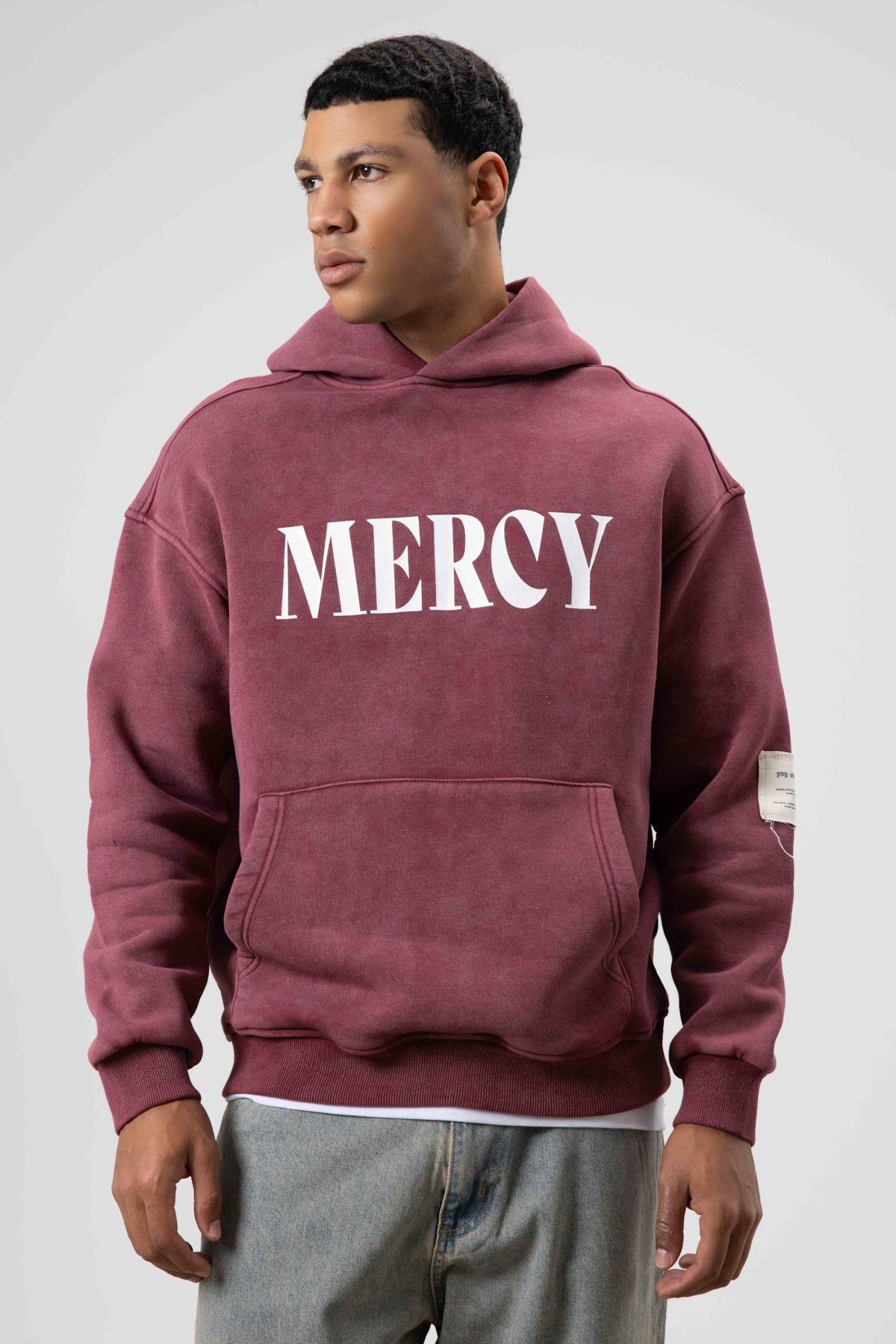 Kart Detaylı Yıkamalı Oversize Sweatshirt BordoKart Detaylı Yıkamalı Oversize Sweatshirt Bordo