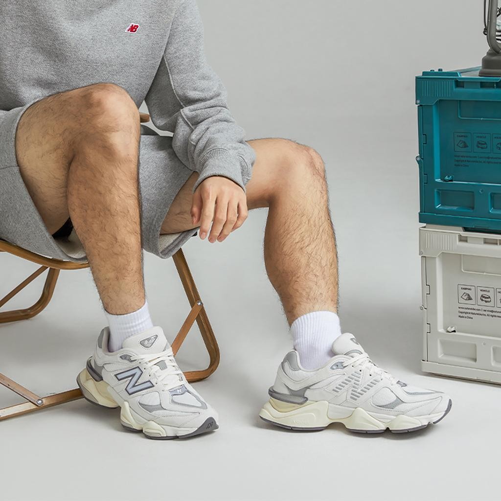 New balance U 9060 SeaSalt White