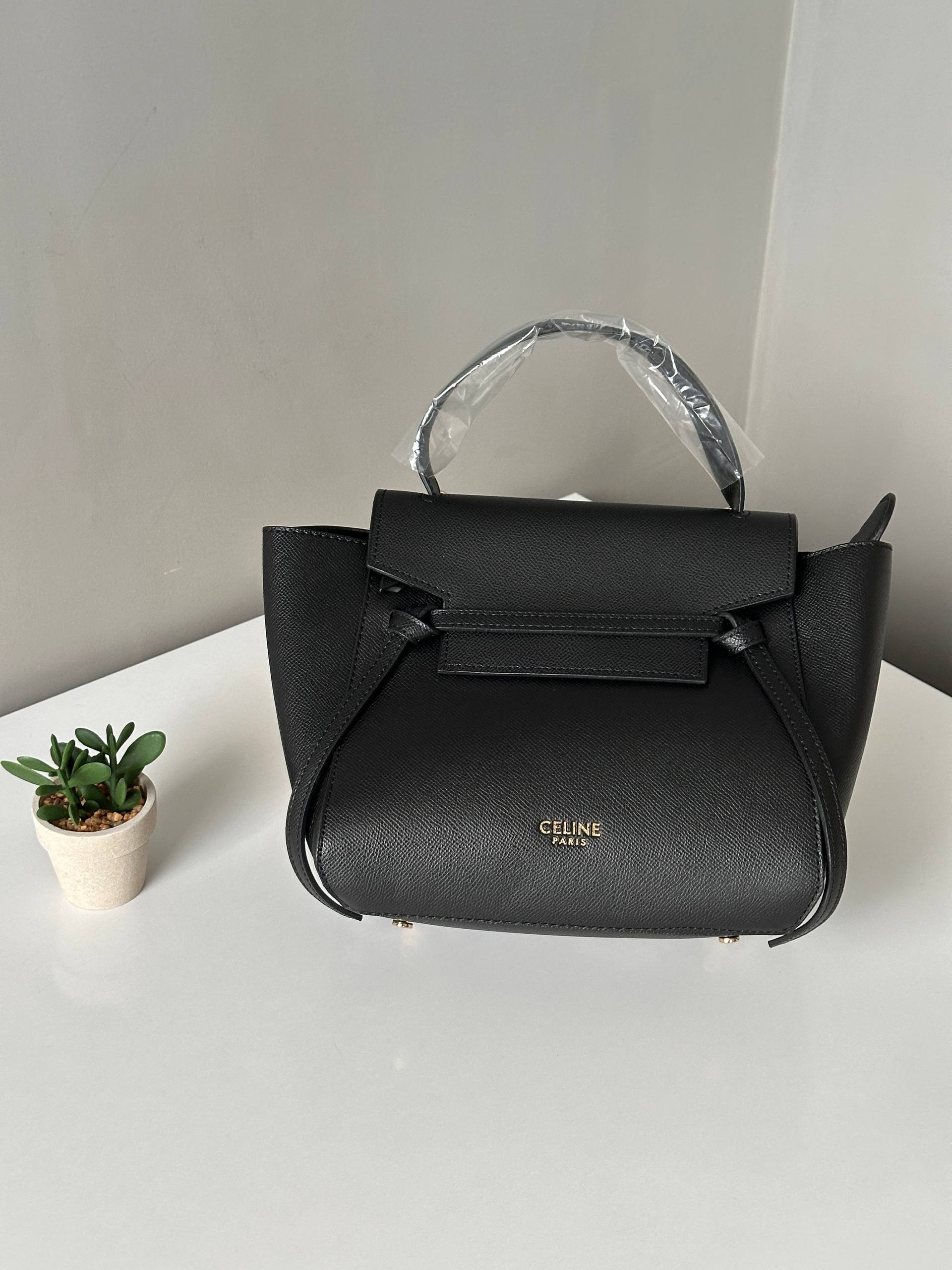 Celine Paris Belt Bag İn Grained Calfskin