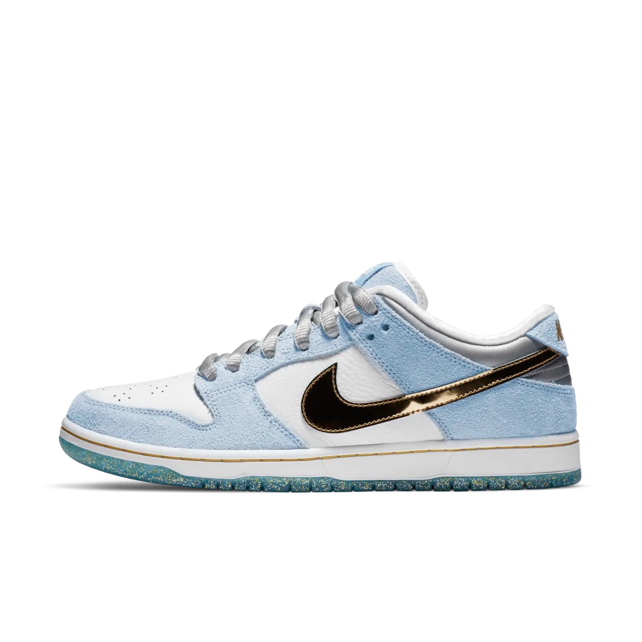 SB Dunk Low x Sean Cliver Holiday Special