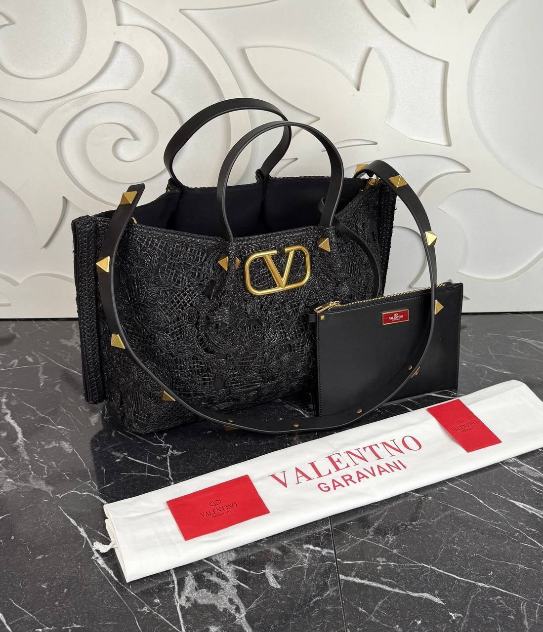 Valentino Garavani Rockstud  Top Handle Raffia Bag Big