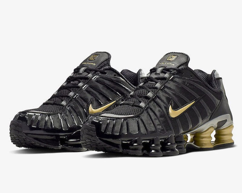 nike shox black