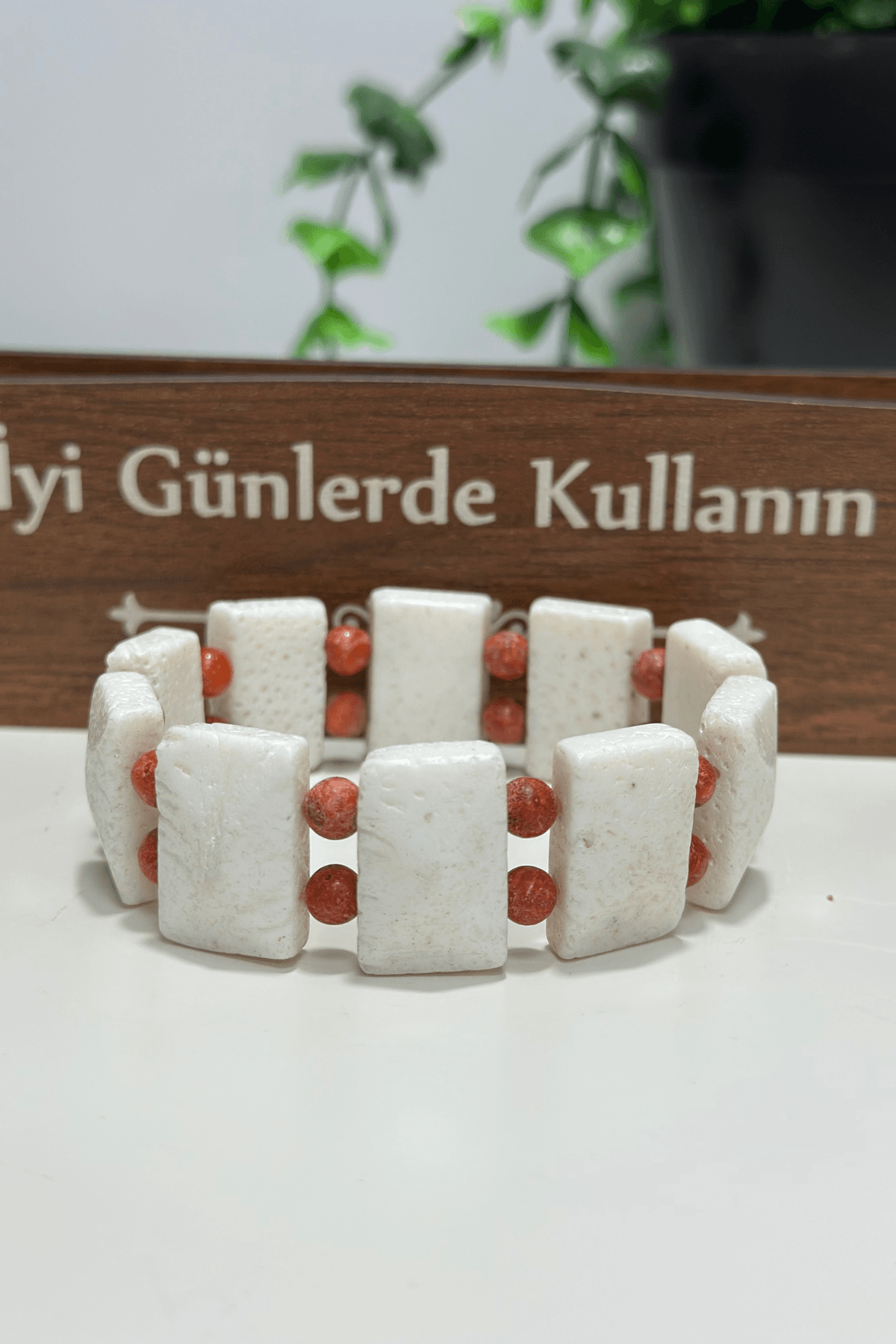 Rolex Serisi Doğal Mercan Taşı Bileklik – Kar & Kora
