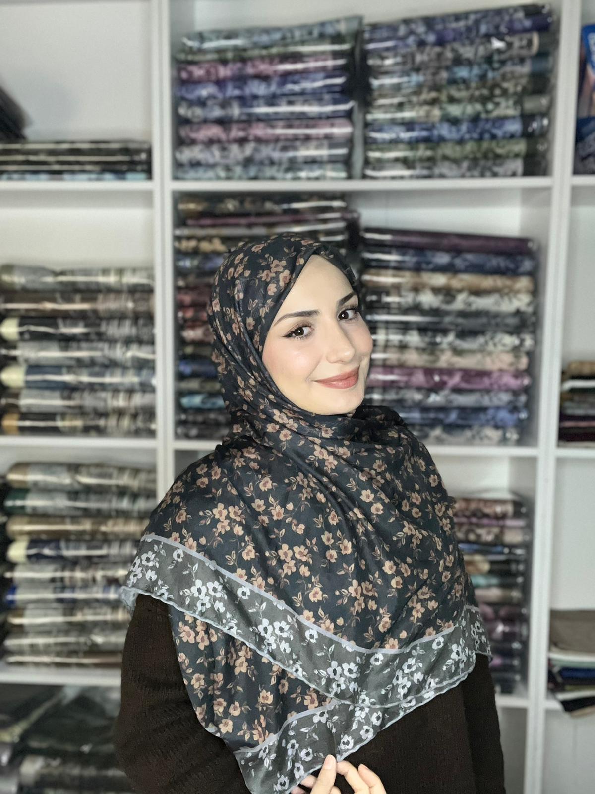 140x140 Büyük Boy Eşarp Desenli Tülbent - Sonbahar Esintisi Füme Tarçın